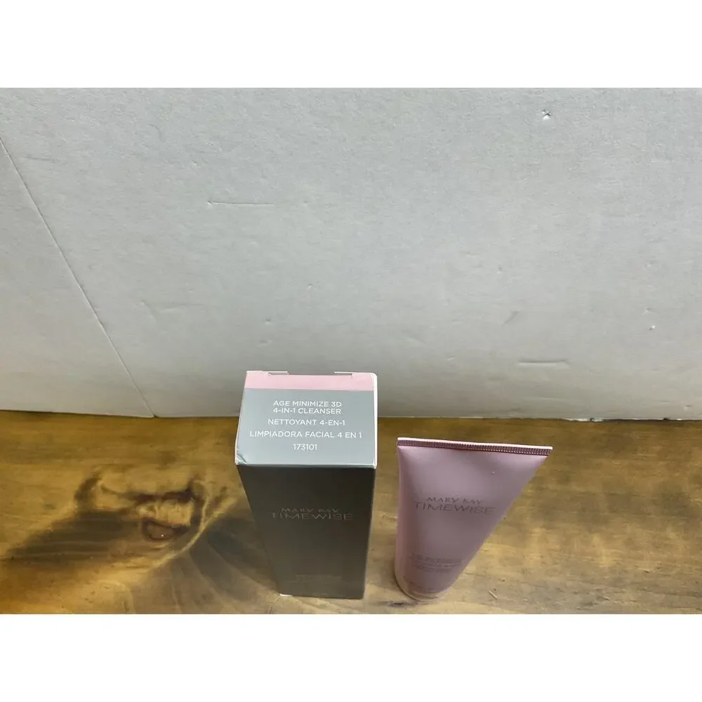 Mary Kay Timewise Age Minimize 3D 4 in 1 Cleanser Normal To Dry Skin 4.5 oz 127g
